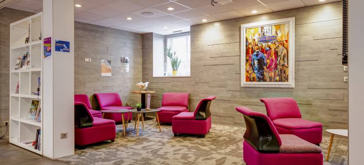 蒙贝里亚德索肖基里亚德酒店(Kyriad Montbeliard - Sochaux)图片