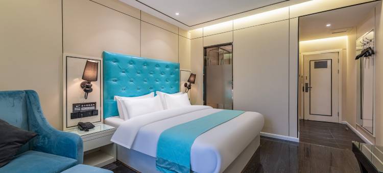 希岸·轻雅酒店(乐山大佛张公桥好吃街店)图片