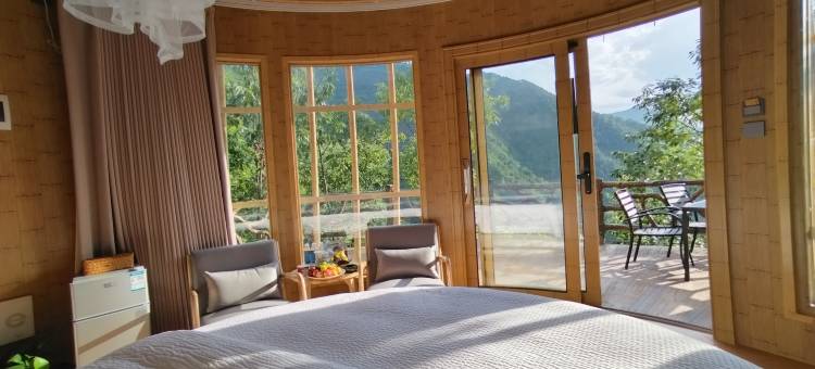 山阳天蓬山寨森林康养基地图片