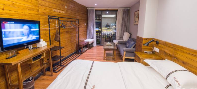 凤凰印记·逸景观景客栈图片