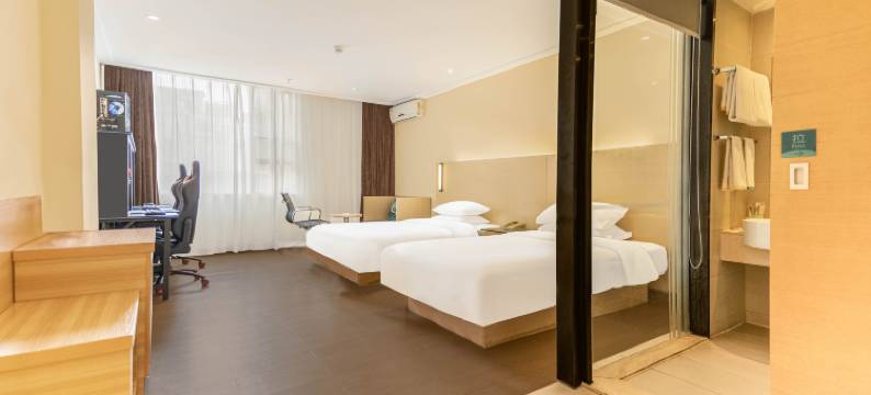 摩戏电竞酒店(广西贵港国际生活港高铁站店)图片