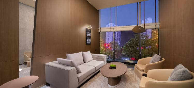 贵阳北站德福中心亚朵S酒店图片