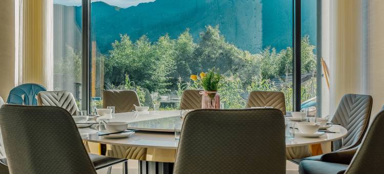 龙潭吟客栈(安吉章村龙王山峡谷漂流店)图片