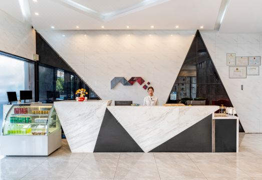 Borrman Hotel (Xiang'an Maxiang) Hotel Overview