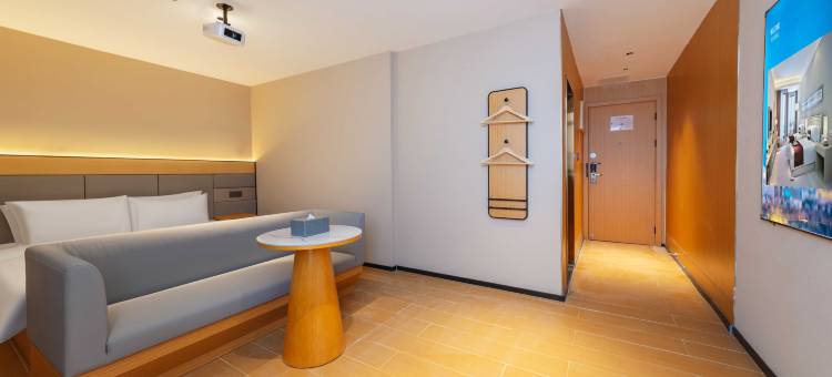 潮州云季 CINEMA•ECOLOGICAL DESIGNER•设计酒店(潮安高铁站店)图片