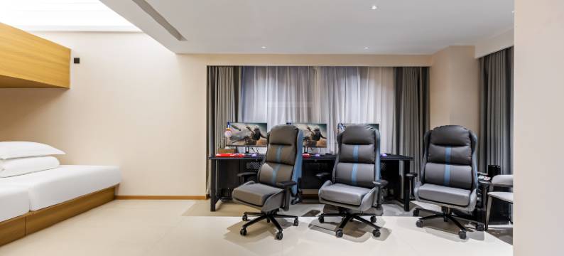 Skyline电竞民宿(常州南大街吾悦广场店)图片