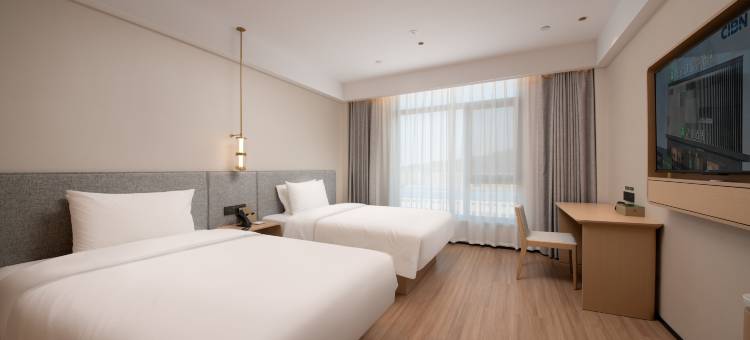 品睿酒店(海阳汽车总站店)图片