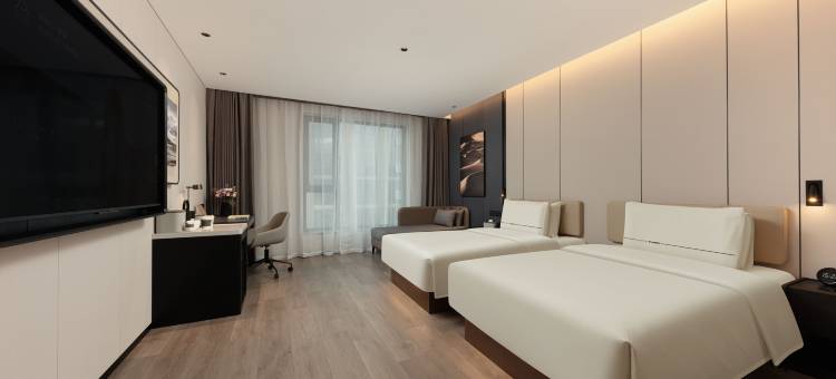 亚朵酒店(兰州张掖路步行街省政府地铁站)图片