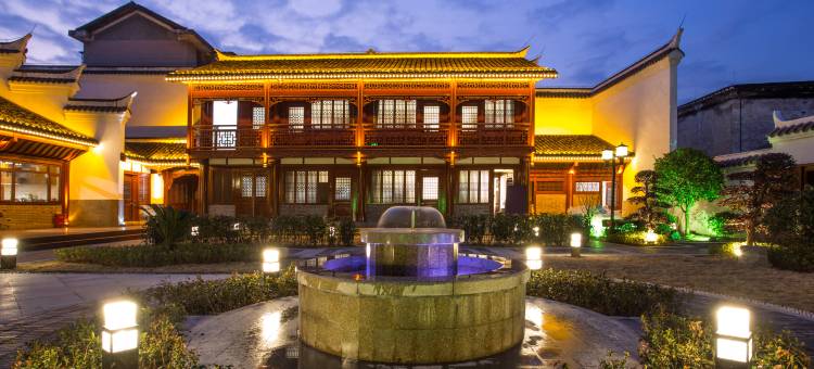 洪江黔阳古城房车露营公园图片