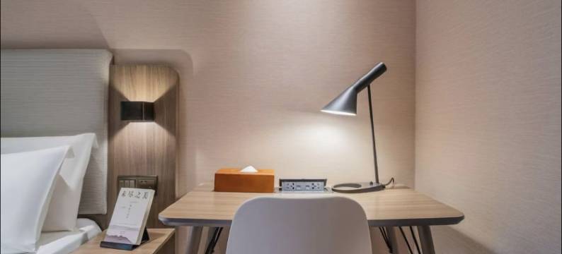 轻住·悦享酒店(淄博八大局盛世大厦店)图片