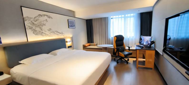 亚信电竞酒店(汕头潮南民生医院店)图片