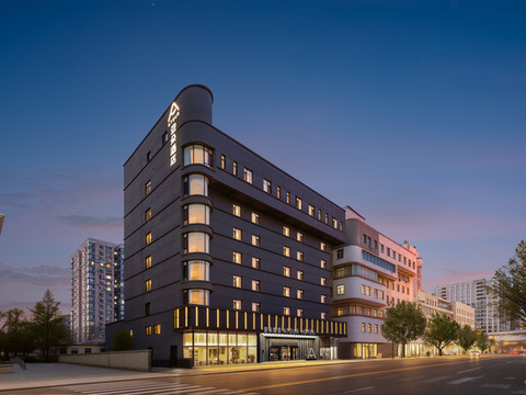 沈阳中街故宫长安寺亚朵酒店