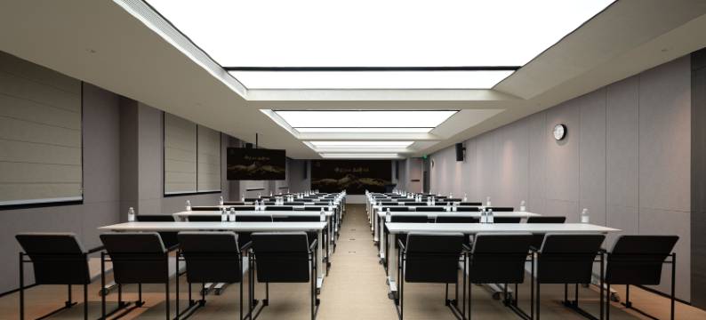 松滋文化商业街民主路亚朵酒店图片