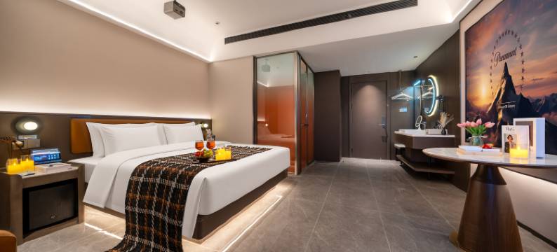 叶与晨电竞电影酒店(华北商厦沧州站店)图片