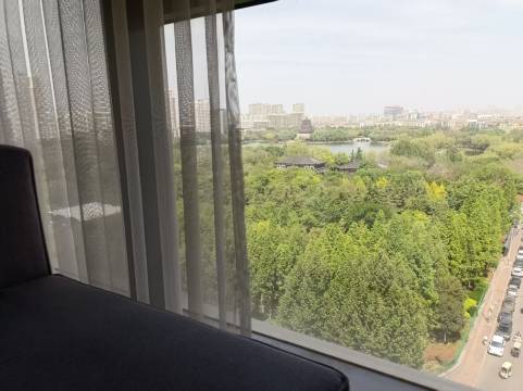 乔治莫兰迪酒店(济宁站南池公园店)图片