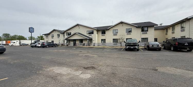 靠近 I 69 的冷水溪Inn & Suites(Coldwater Inn & Suites Near I 69)图片