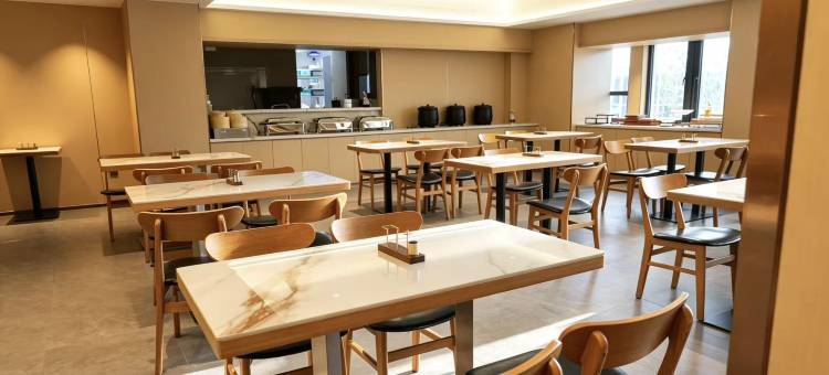 海丝紫荆酒店(泉州晋江泉商环球广场店)图片
