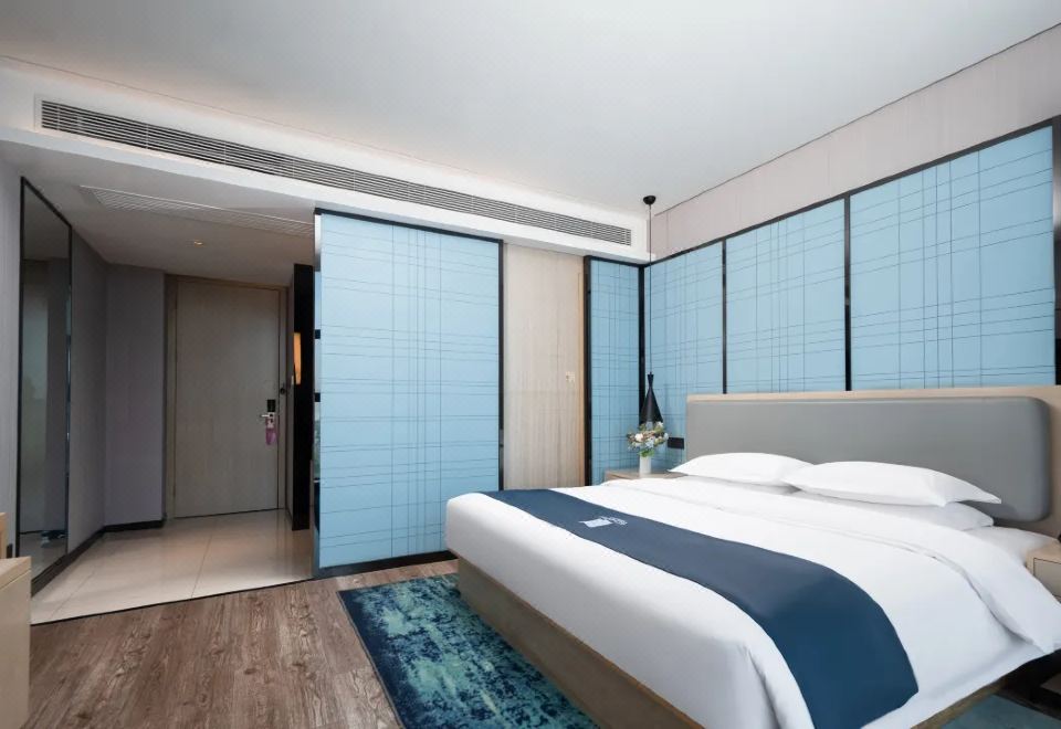 Echarm Hotel (Huanggang West Lake 1st Road) Hotel Overview