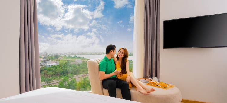 前岘港豪华酒店(RHM Luxury Hotel And Suite)图片