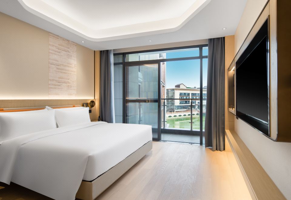 QIAN KUN RUN SONGHU HOTEL Hotel Overview