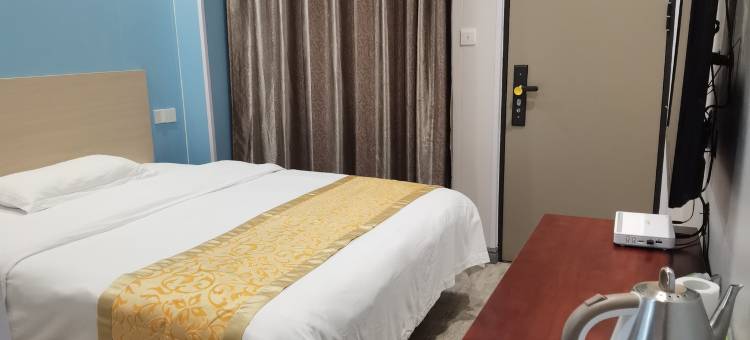 云朵商务酒店(集贤路石化店)图片