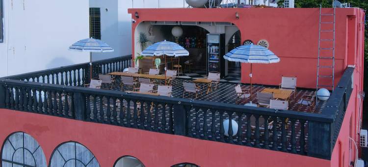 三亚 Summer·冬藏海景设计民宿&Whisky Bar(蜈支洲岛后海店)图片