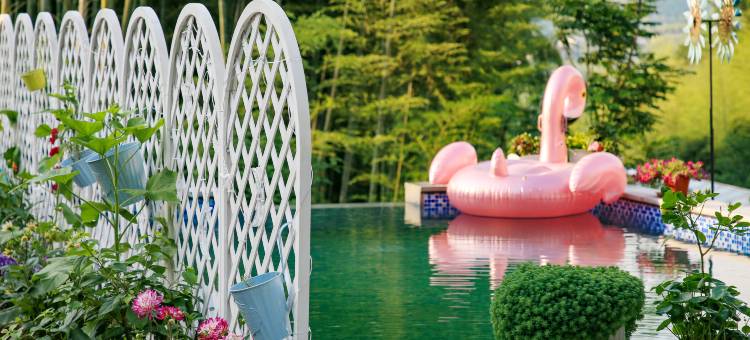 留厦一栖·Lovers隐觅四季|室外泳池观景民宿(安吉云上草原店)图片