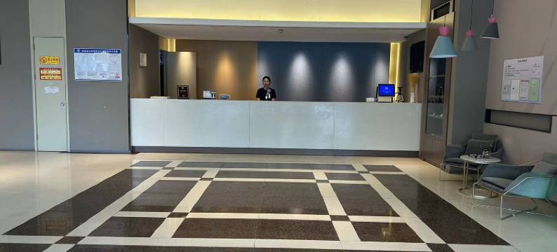 宝应金鹰大酒店(叶挺路店)图片