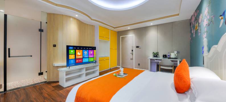 悦华主题酒店(郑州二七万达广场店)图片