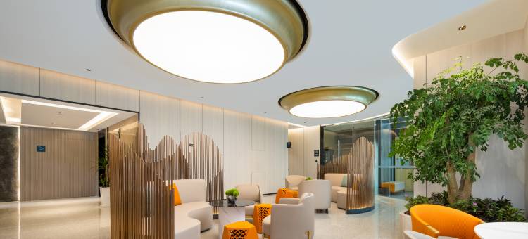 青岛金沙滩香江路地铁站亚朵酒店图片