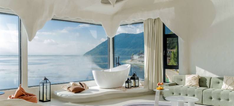 山语海|纯白洞穴海景Holiday Hotel •观景设计师民宿(纳帕海店)图片