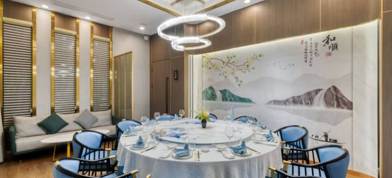 成都翡丽酒店(龙泉驿区大运会体育中心店)图片