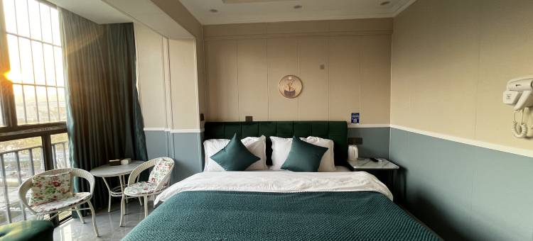 时光小屋名宿(成都东站店)图片