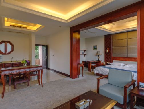 Guilin Landscape Golf Resort Over view