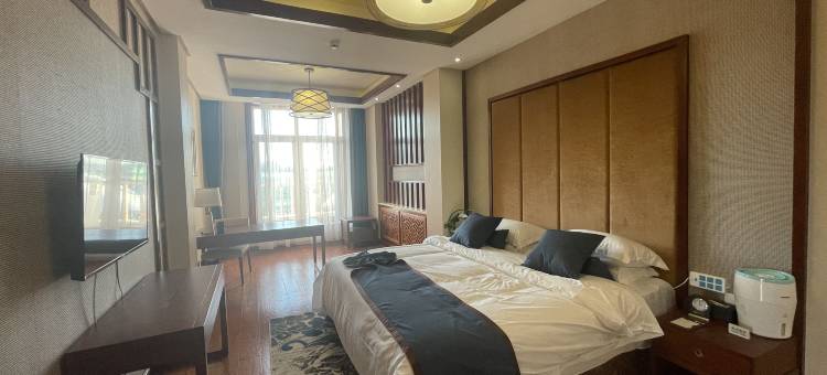 北极村峰悦之约酒店图片