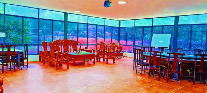 乐昌莲华山居图片