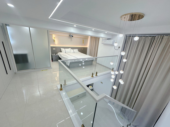 设计师·Loft影音美宿