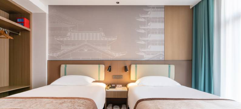 青岛四方大酒店·西楼(台东步行街海泊河公园地铁站店)图片