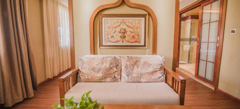 滨港国际大酒店(西双版纳泼水广场店)图片