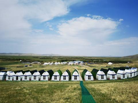 九曲弯沿河度假民宿