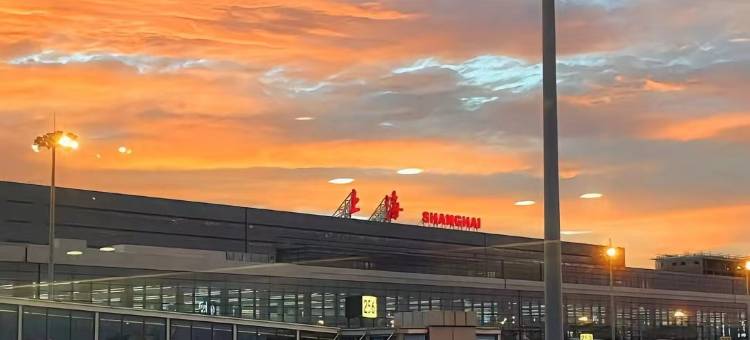 M·漫酒店(上海虹桥机场临洮路地铁站店)图片
