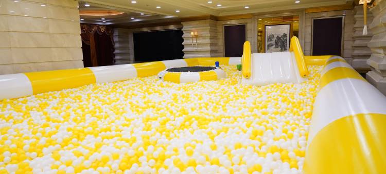 沈阳皇朝万鑫酒店图片