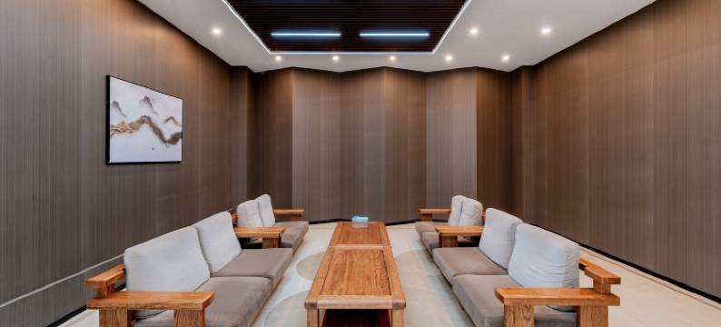 呼和浩特鹊桥大酒店(海亮广场中山路地铁站店)图片