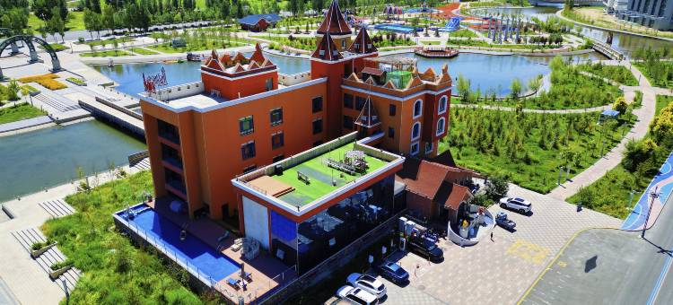 布尔津童话城堡·观景主题美宿(喀纳斯塔桥店)图片