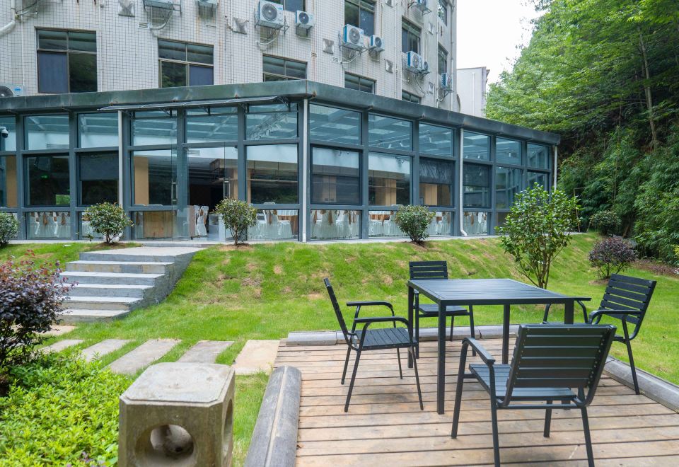 Juchunyuan Yushan Hotel Hotel Overview