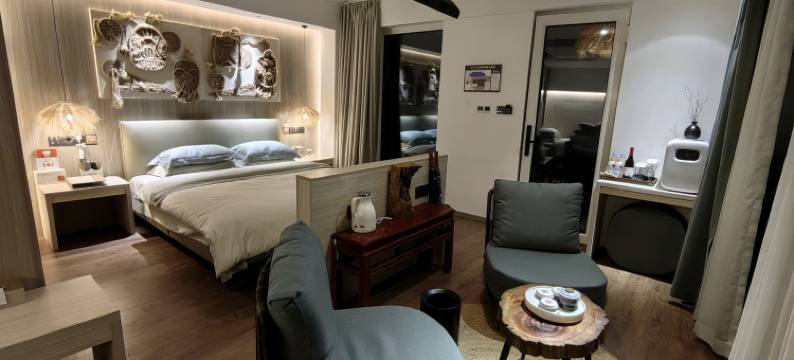 贺兰山岩画古村九古小舍民宿图片