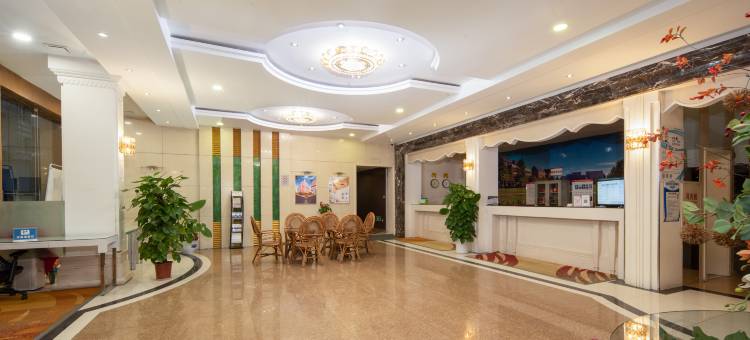 扬子江饭店(武汉青山红钢城地铁站店)图片