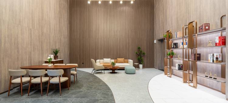 朗丽兹酒店(北京顺义理想汽车基地店)图片