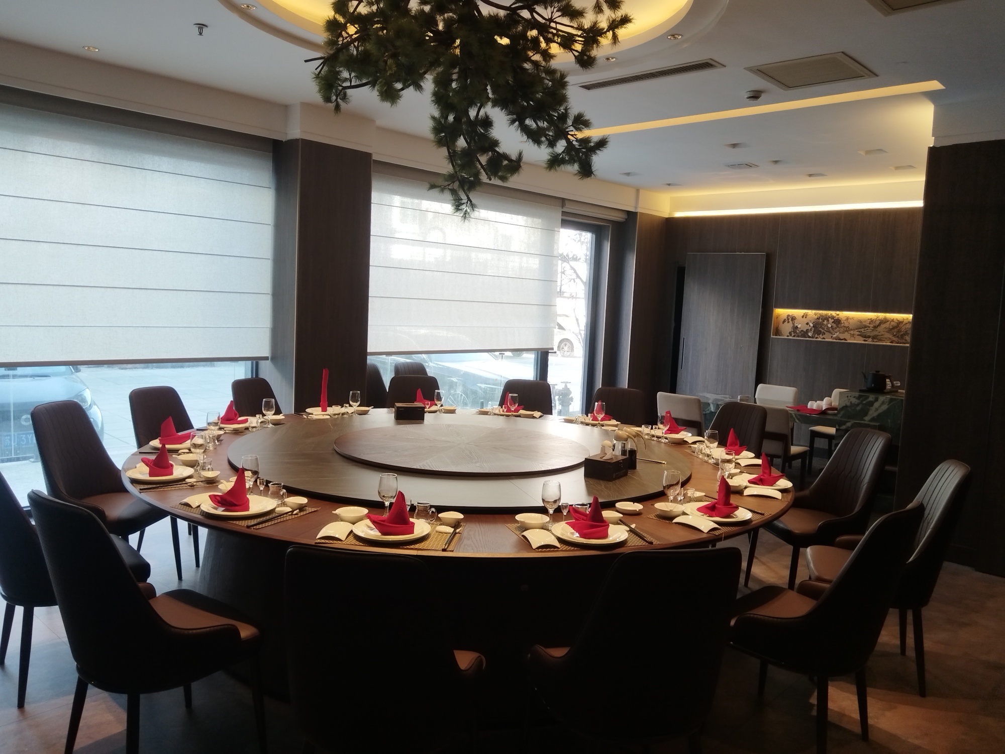 Manor Dorsett HotelOver view