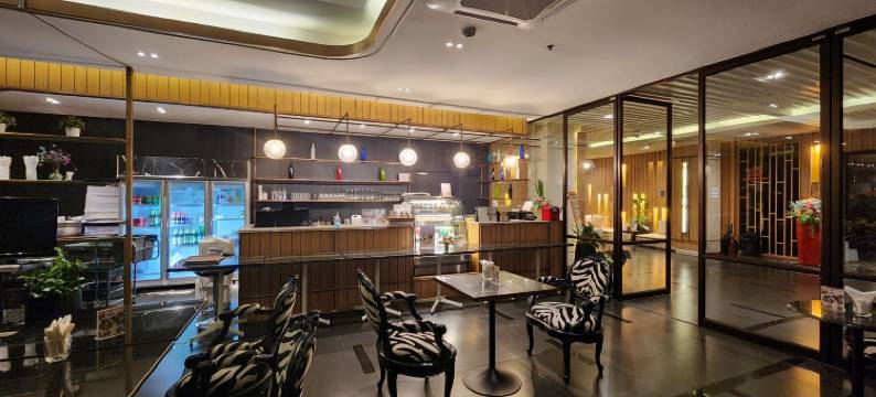 布莱顿酒店(Brighton Hotel Bangkok)图片